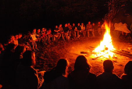 06 01 lagerfeuer kjg zeltlager02